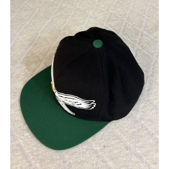 Mitchell & Ness Vintage Philadelphia Eagles Logo Embroidered SnapBack Hat - Picture 6 of 14